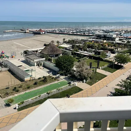 Hotel Via Mare 3*